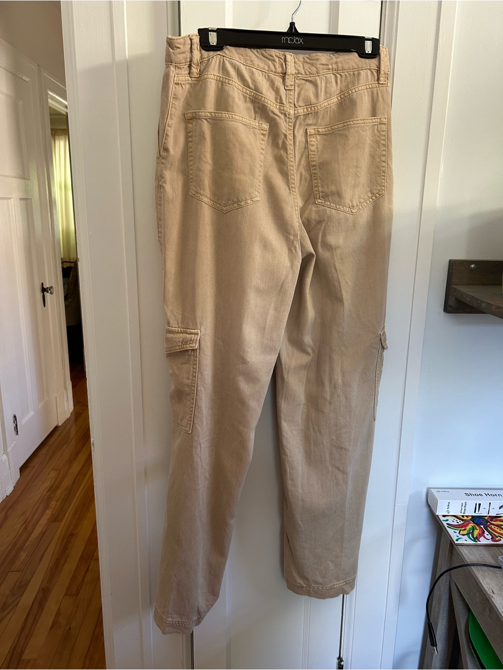 Reitmans Light Beige Cargo Pants
